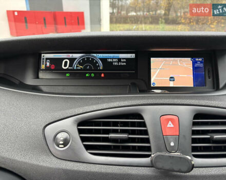 Коричневый Рено Сценик, объемом двигателя 1.6 л и пробегом 186 тыс. км за 7200 $, фото 23 на Automoto.ua