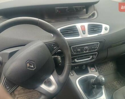 Коричневий Рено Сценік, об'ємом двигуна 1.6 л та пробігом 228 тис. км за 7000 $, фото 11 на Automoto.ua