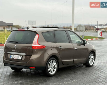 Коричневый Рено Сценик, объемом двигателя 2 л и пробегом 240 тыс. км за 7100 $, фото 11 на Automoto.ua