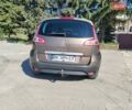 Коричневый Рено Сценик, объемом двигателя 1.5 л и пробегом 280 тыс. км за 7000 $, фото 4 на Automoto.ua