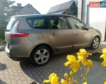 Коричневий Рено Сценік, об'ємом двигуна 1.9 л та пробігом 208 тис. км за 7602 $, фото 4 на Automoto.ua
