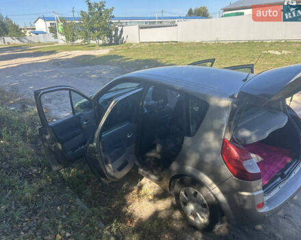 Коричневый Рено Сценик, объемом двигателя 1.6 л и пробегом 300 тыс. км за 5500 $, фото 6 на Automoto.ua