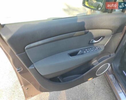 Коричневий Рено Сценік, об'ємом двигуна 1.6 л та пробігом 223 тис. км за 7190 $, фото 8 на Automoto.ua