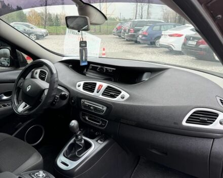 Коричневий Рено Сценік, об'ємом двигуна 0 л та пробігом 200 тис. км за 7000 $, фото 12 на Automoto.ua