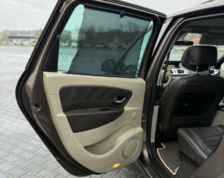 Коричневый Рено Сценик, объемом двигателя 2 л и пробегом 240 тыс. км за 7100 $, фото 21 на Automoto.ua