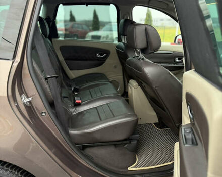 Коричневый Рено Сценик, объемом двигателя 2 л и пробегом 240 тыс. км за 7100 $, фото 27 на Automoto.ua