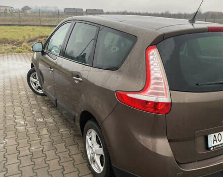 Коричневый Рено Сценик, объемом двигателя 1.9 л и пробегом 277 тыс. км за 6800 $, фото 14 на Automoto.ua