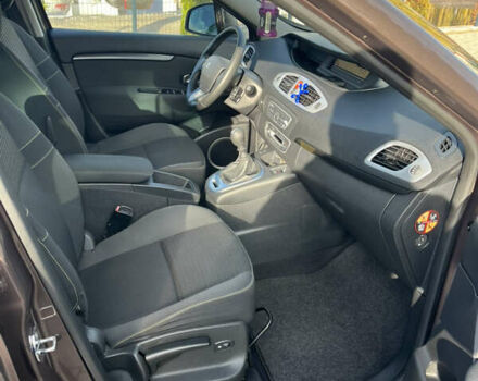 Коричневый Рено Сценик, объемом двигателя 1.4 л и пробегом 175 тыс. км за 6900 $, фото 14 на Automoto.ua