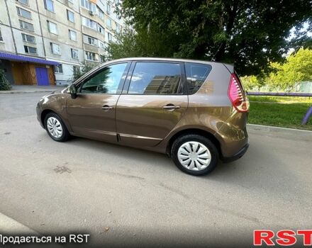 Рено Сценик 2010 в Харькове на Automoto.ua Коричневый Рено Сценик, объемом двигателя 2 л и пробегом 198 тыс. км за 6950 $, фото 3 на Automoto.ua
