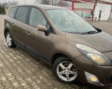 Коричневый Рено Сценик, объемом двигателя 1.9 л и пробегом 277 тыс. км за 6800 $, фото 11 на Automoto.ua