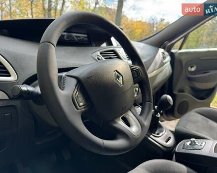 Рено Сценик 2010 в Львове на Automoto.ua Коричневый Рено Сценик, объемом двигателя 1.5 л и пробегом 226 тыс. км за 6500 $, фото 25 на Automoto.ua
