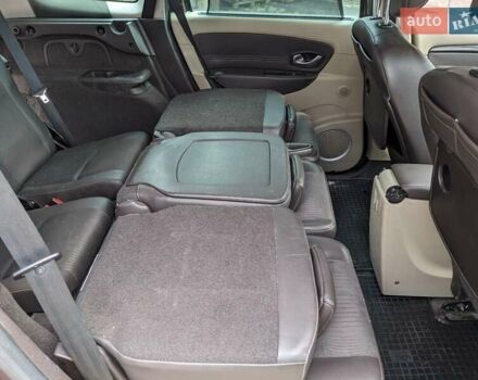 Коричневый Рено Сценик, объемом двигателя 2 л и пробегом 295 тыс. км за 6800 $, фото 25 на Automoto.ua