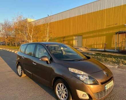 Коричневый Рено Сценик, объемом двигателя 1.4 л и пробегом 202 тыс. км за 7200 $, фото 18 на Automoto.ua