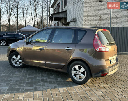 Коричневый Рено Сценик, объемом двигателя 1.5 л и пробегом 160 тыс. км за 3850 $, фото 6 на Automoto.ua