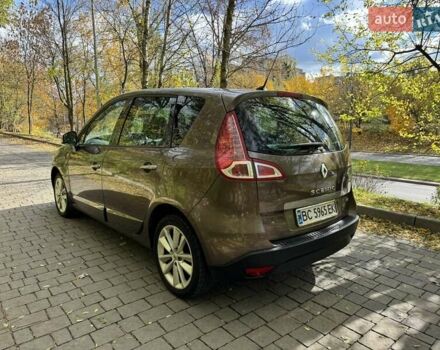 Рено Сценик 2010 в Львове на Automoto.ua Коричневый Рено Сценик, объемом двигателя 1.5 л и пробегом 226 тыс. км за 6500 $, фото 13 на Automoto.ua