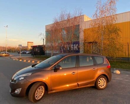 Коричневый Рено Сценик, объемом двигателя 1.4 л и пробегом 202 тыс. км за 7200 $, фото 2 на Automoto.ua