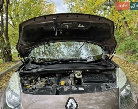 Рено Сценик 2010 в Львове на Automoto.ua Коричневый Рено Сценик, объемом двигателя 1.5 л и пробегом 226 тыс. км за 6500 $, фото 37 на Automoto.ua