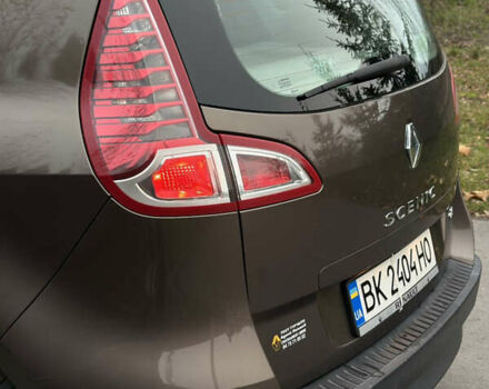 Коричневий Рено Сценік, об'ємом двигуна 1.5 л та пробігом 228 тис. км за 5900 $, фото 8 на Automoto.ua