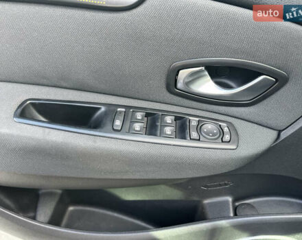 Коричневый Рено Сценик, объемом двигателя 1.4 л и пробегом 175 тыс. км за 6900 $, фото 9 на Automoto.ua