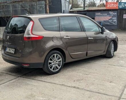 Коричневый Рено Сценик, объемом двигателя 2 л и пробегом 295 тыс. км за 6800 $, фото 2 на Automoto.ua