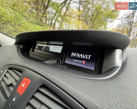 Рено Сценик 2010 в Львове на Automoto.ua Коричневый Рено Сценик, объемом двигателя 1.5 л и пробегом 226 тыс. км за 6500 $, фото 29 на Automoto.ua