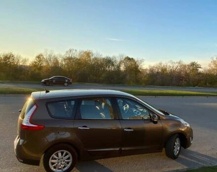 Коричневый Рено Сценик, объемом двигателя 1.4 л и пробегом 202 тыс. км за 7200 $, фото 17 на Automoto.ua