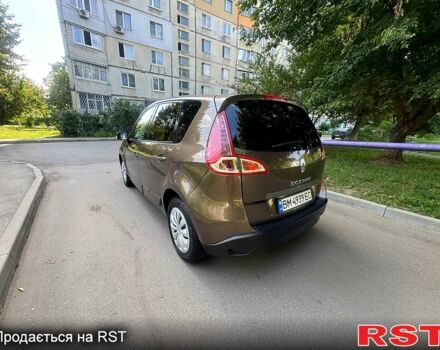 Рено Сценик 2010 в Харькове на Automoto.ua Коричневый Рено Сценик, объемом двигателя 2 л и пробегом 198 тыс. км за 6950 $, фото 2 на Automoto.ua
