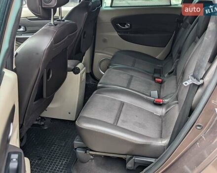 Коричневый Рено Сценик, объемом двигателя 2 л и пробегом 295 тыс. км за 6800 $, фото 17 на Automoto.ua