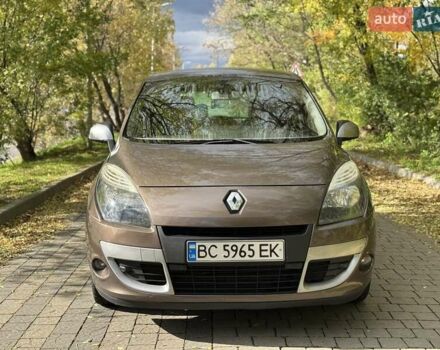Рено Сценик 2010 в Львове на Automoto.ua Коричневый Рено Сценик, объемом двигателя 1.5 л и пробегом 226 тыс. км за 6500 $, фото 4 на Automoto.ua