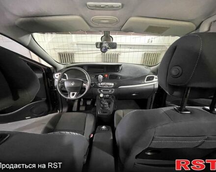 Коричневий Рено Сценік, об'ємом двигуна 1.5 л та пробігом 223 тис. км за 6500 $, фото 7 на Automoto.ua