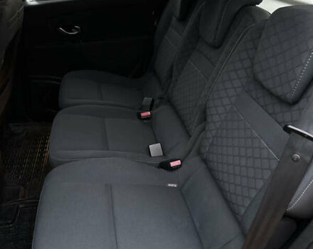 Коричневий Рено Сценік, об'ємом двигуна 1.5 л та пробігом 228 тис. км за 5900 $, фото 28 на Automoto.ua