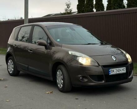 Коричневий Рено Сценік, об'ємом двигуна 1.5 л та пробігом 228 тис. км за 5900 $, фото 1 на Automoto.ua