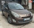 Коричневый Рено Сценик, объемом двигателя 2 л и пробегом 295 тыс. км за 6800 $, фото 1 на Automoto.ua