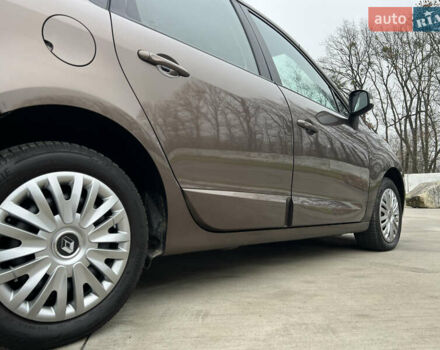 Коричневый Рено Сценик, объемом двигателя 1.6 л и пробегом 120 тыс. км за 8350 $, фото 44 на Automoto.ua