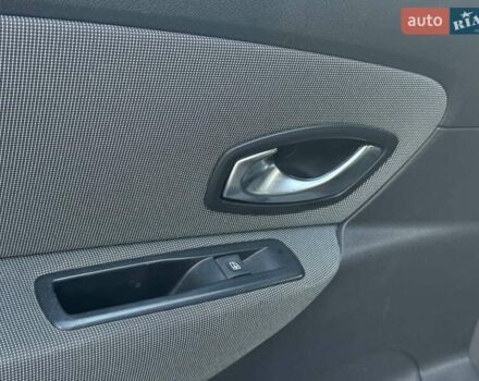 Коричневий Рено Сценік, об'ємом двигуна 1.46 л та пробігом 244 тис. км за 7500 $, фото 11 на Automoto.ua