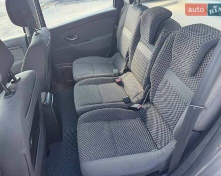 Коричневий Рено Сценік, об'ємом двигуна 1.46 л та пробігом 244 тис. км за 7500 $, фото 8 на Automoto.ua