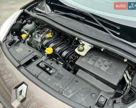 Коричневый Рено Сценик, объемом двигателя 1.6 л и пробегом 120 тыс. км за 8350 $, фото 159 на Automoto.ua