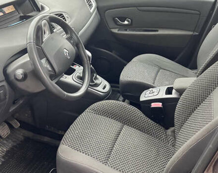 Коричневий Рено Сценік, об'ємом двигуна 1.5 л та пробігом 330 тис. км за 7500 $, фото 5 на Automoto.ua