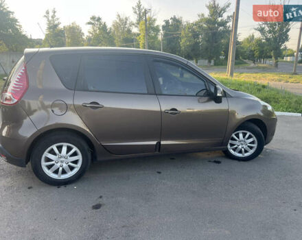 Коричневый Рено Сценик, объемом двигателя 1.6 л и пробегом 160 тыс. км за 8150 $, фото 11 на Automoto.ua