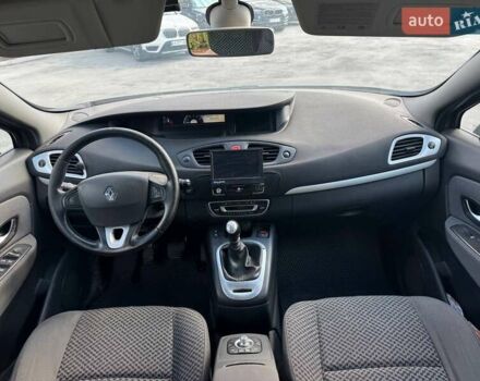 Коричневий Рено Сценік, об'ємом двигуна 1.46 л та пробігом 244 тис. км за 7500 $, фото 7 на Automoto.ua