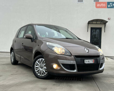 Коричневый Рено Сценик, объемом двигателя 1.6 л и пробегом 120 тыс. км за 8350 $, фото 20 на Automoto.ua