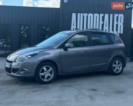 Коричневий Рено Сценік, об'ємом двигуна 1.46 л та пробігом 244 тис. км за 7500 $, фото 28 на Automoto.ua