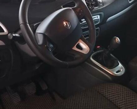 Коричневый Рено Сценик, объемом двигателя 1.5 л и пробегом 297 тыс. км за 7100 $, фото 9 на Automoto.ua