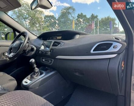 Коричневий Рено Сценік, об'ємом двигуна 1.46 л та пробігом 244 тис. км за 7500 $, фото 4 на Automoto.ua