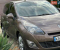 Рено Сценик 2011 в Ивано-Франковске на Automoto.ua Коричневый Рено Сценик, объемом двигателя 1.6 л и пробегом 157 тыс. км за 7599 $, фото 27 на Automoto.ua