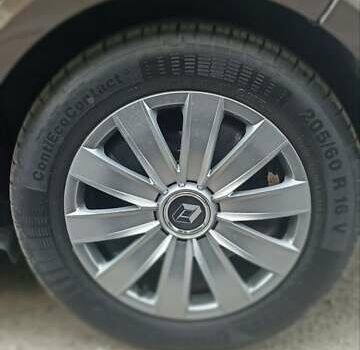 Коричневий Рено Сценік, об'ємом двигуна 1.5 л та пробігом 281 тис. км за 8200 $, фото 3 на Automoto.ua