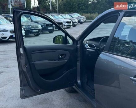 Коричневий Рено Сценік, об'ємом двигуна 1.46 л та пробігом 244 тис. км за 7500 $, фото 17 на Automoto.ua