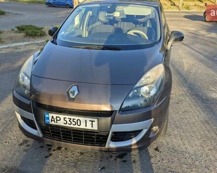 Коричневий Рено Сценік, об'ємом двигуна 1.46 л та пробігом 207 тис. км за 8900 $, фото 3 на Automoto.ua