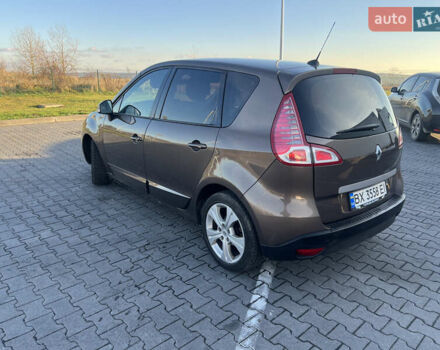 Коричневий Рено Сценік, об'ємом двигуна 1.46 л та пробігом 212 тис. км за 7900 $, фото 4 на Automoto.ua