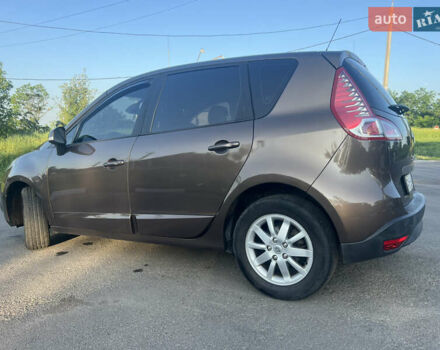 Коричневый Рено Сценик, объемом двигателя 1.6 л и пробегом 160 тыс. км за 8150 $, фото 19 на Automoto.ua